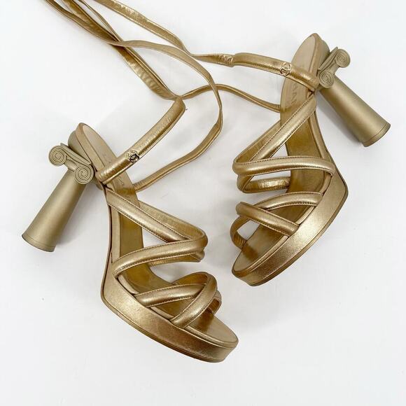 Chanel Cruise 2018 Gold Metallic Greek Parthenon Wrap CC Platform Sandals EU 39 - Picture 2 of 15